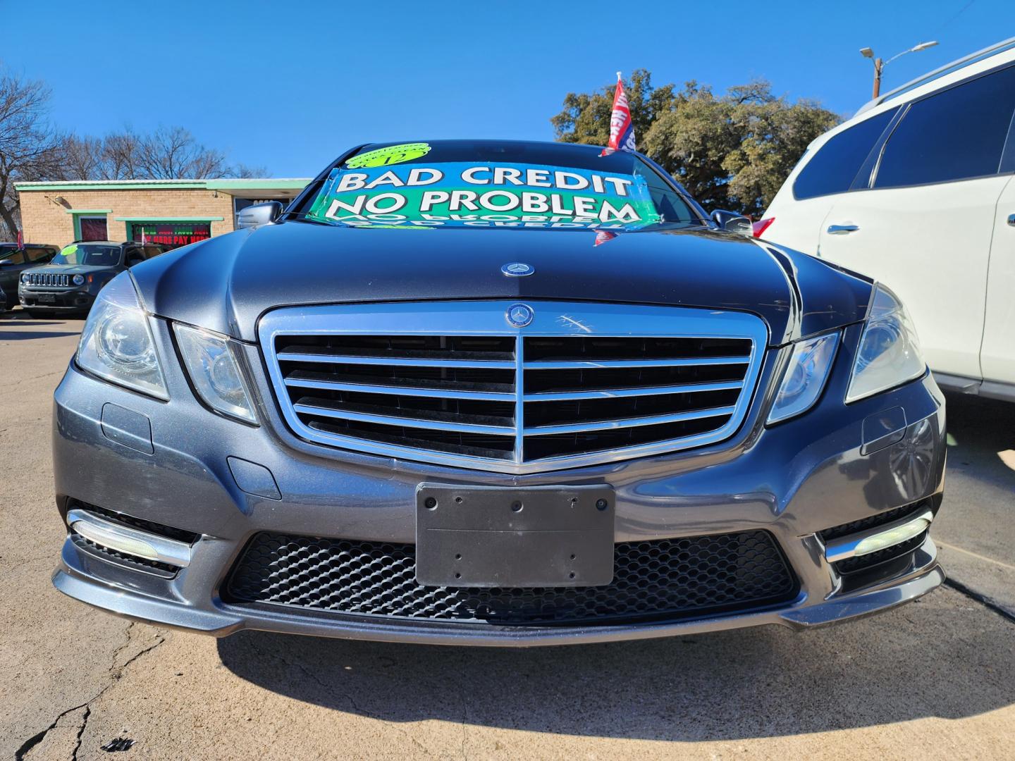 2012 BLACK Mercedes-Benz E-Class E350 (WDDHF5KB2CA) with an 3.5L V6 DOHC 24V engine, 7-Speed Automatic transmission, located at 2660 S.Garland Avenue, Garland, TX, 75041, (469) 298-3118, 32.885551, -96.655602 - Welcome to DallasAutos4Less, one of the Premier BUY HERE PAY HERE Dealers in the North Dallas Area. We specialize in financing to people with NO CREDIT or BAD CREDIT. We need proof of income, proof of residence, and a ID. Come buy your new car from us today!! This is a Very clean 2012 MERCEDES E3 - Photo#8